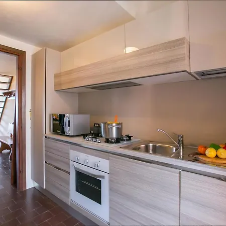 Griante Sleeps 6 *